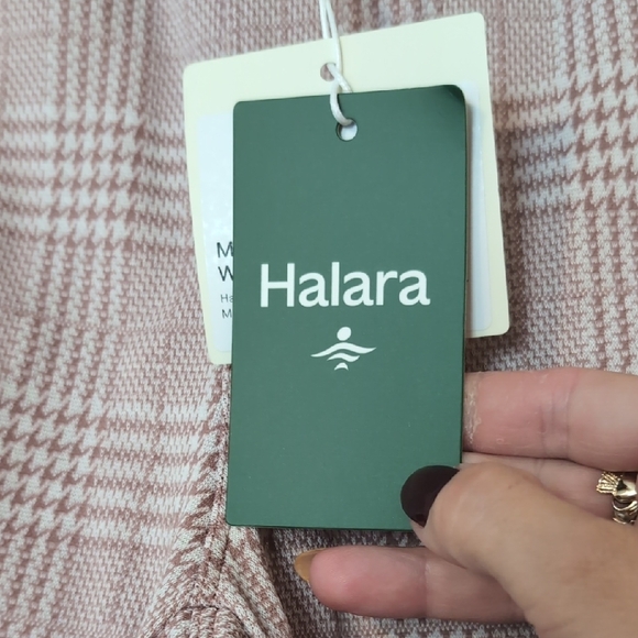 HALARA Plaid Women's Pants in Pink and White - Picture 3 of 6